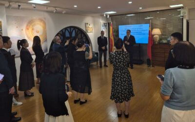 El alcalde acuerda con la Cámara de Comercio de Shangai un encuentro bilateral entre empresas de Villena y empresas locales chinas